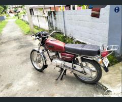 YAMAHA RX 100