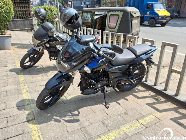 BAJAJ PLUSAR 150